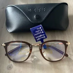 DIFF Rue Sunglasses DIFF Eyewear Rue Blue Light Glasses - Black - 7 SOUTH main image 4